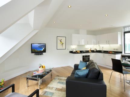 SACO ST PAULS RED LION COURT BLACKFRIARS LONDON