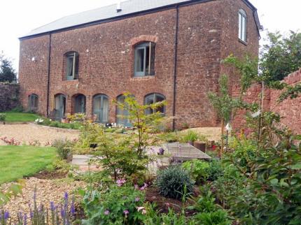 RUNNINGTON CIDER BARN APPLEY WELLINGTON