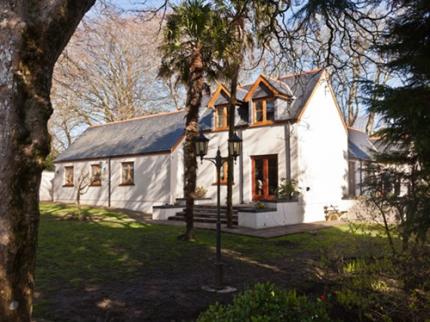 LITTLE RED ROOSTER REST AND SPA CAREW TENBY