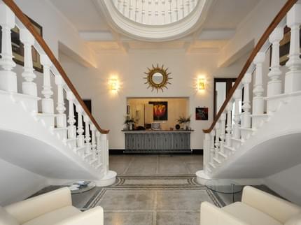 LEVERHULME HOTEL PORT SUNLIGHT