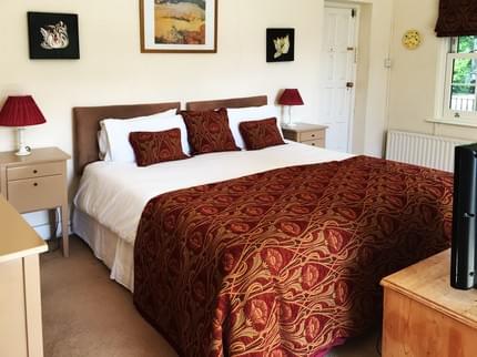 BLUEBELL HOUSE BOVENEY WINDSOR