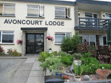 AVONCOURT LODGE BERRYNARBOR ILFRACOMBE