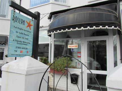 ROSLYN HOTEL GOODRINGTON PAIGNTON