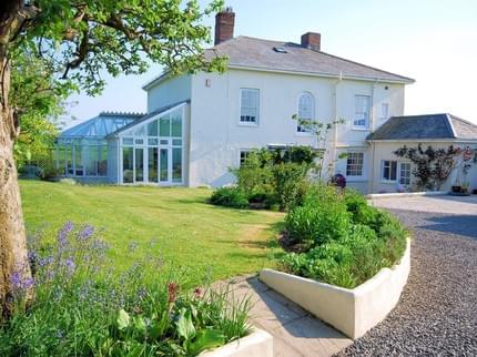 BELGRAVE B B ALSWEAR SOUTH MOLTON