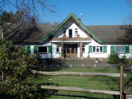 LINCHENS B B COPTHORNE