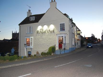 ROYAL OAK HOTEL ARNE BERE REGIS