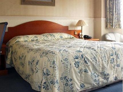 CLARKES HOTEL DENDRON BARROW IN FURNESS