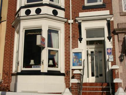 CLARRON HOUSE HOTEL BLACKPOOL