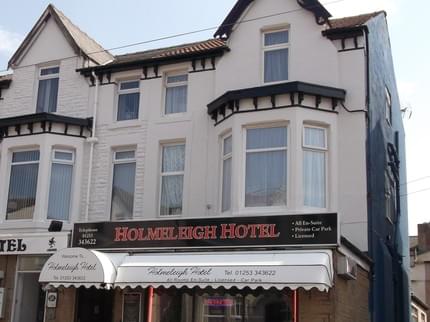 HOLMELEIGH HOTEL COMMON EDGE BLACKPOOL