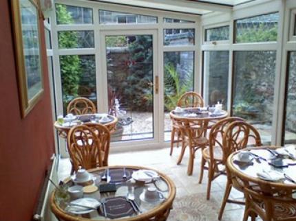 CRUACHAN GUEST HOUSE EDINBURGH