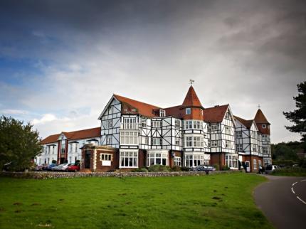 LINKS COUNTRY PARK HOTEL LEISURE CROMER