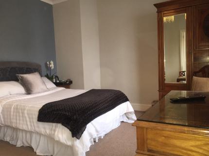 THYME AT TAVERN CHERTSEY