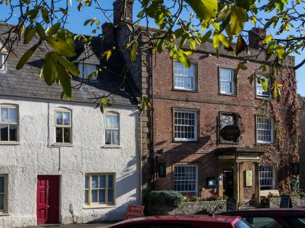 ILCHESTER ARMS ASHINGTON YEOVIL