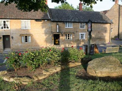 MANOR ARMS CLAPTON CREWKERNE