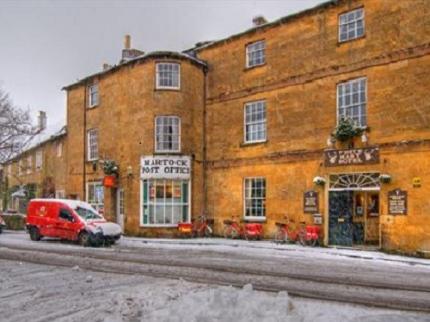 WHITE HART HOTEL ASH MARTOCK