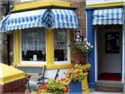 AARTSWOOD GUEST HOUSE EAST AYTON SCARBOROUGH