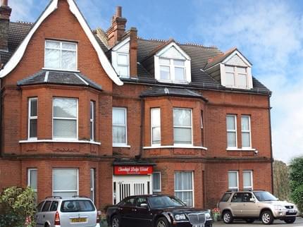 CHUMLEIGH LODGE HOTEL LTD CHURCH END LONDON