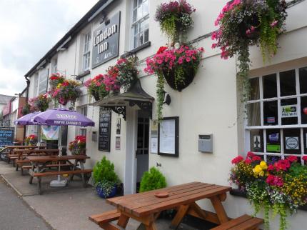 LONDON INN BISHOPS CLEEVE CHELTENHAM
