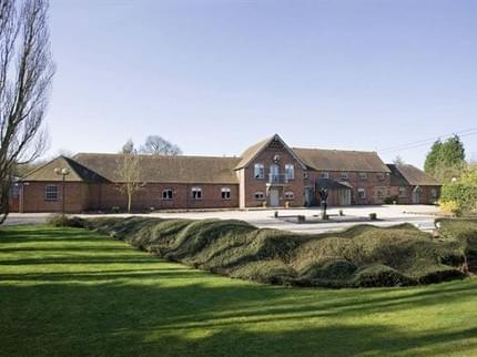 NEWTON HOUSE B B BRETBY NEWTON SOLNEY