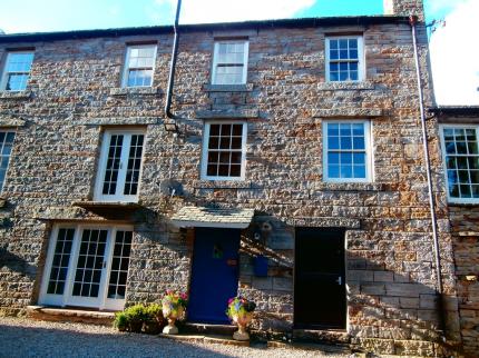 RIVERSIDE B B AGGLETHORPE LEYBURN