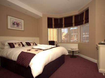 HIGHCLERE HOTEL ASCOT