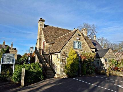 TOLLGATE INN ASHTON COMMON HOLT