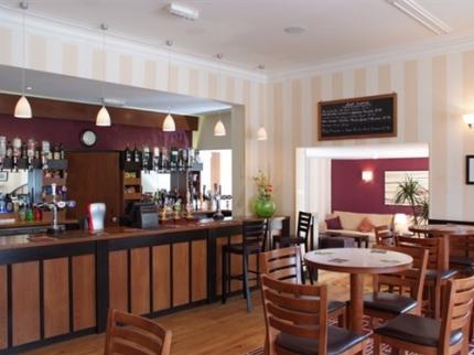 WHITE HORSE CROMER OVERSTRAND