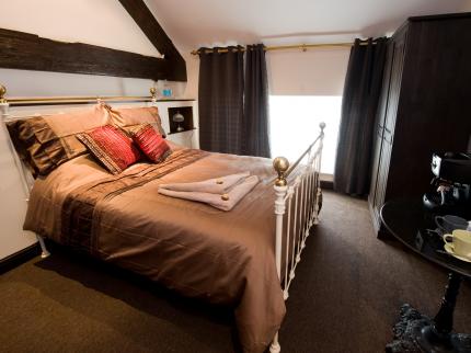 OLD BATH ARMS HOTEL BERKLEY FROME