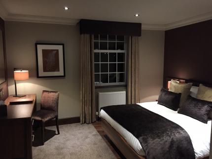 BUSBY HOTEL BUSBY GLASGOW