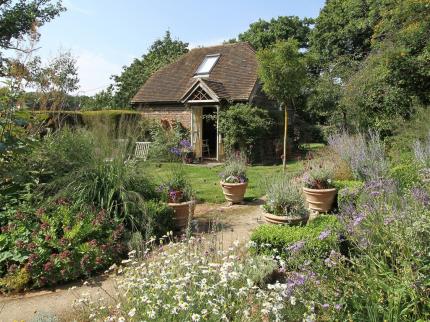 BOOTMENDERS B B EAST MEON PETERSFIELD