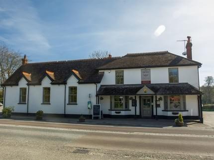 DEAN INN BOSHAM CHICHESTER