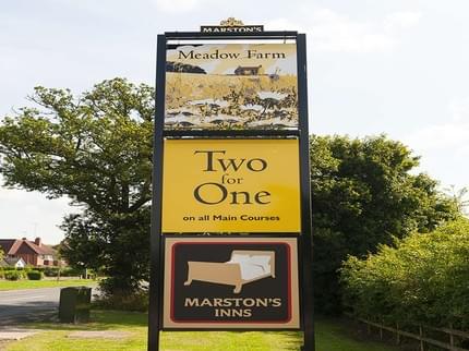 MEADOW FARM BY MARSTONS INNS BEOLEY REDDITCH