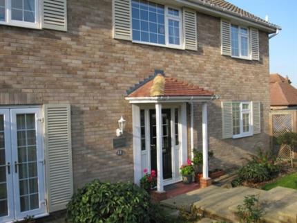 BLANDFORD HOUSE B B BROADWATER WORTHING