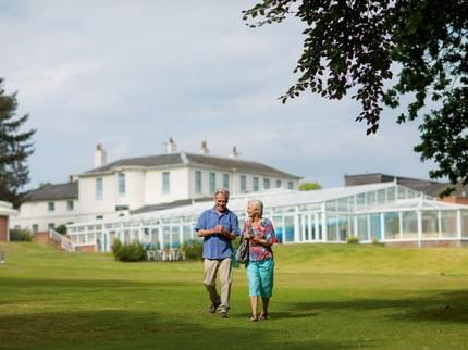 Gunton Hall  Coastal Village (Half Board) &nbsp;| Blundeston&nbsp;| Lowestoft&nbsp;| 