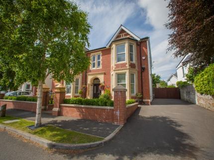 STUDIOS AT GLENTHORNE MERTHYR TYDFIL