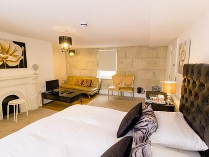 THIRTYFIVE B B EASTON PORTLAND