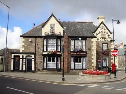 VYVYAN ARMS HOTEL BARRIPPER CAMBORNE