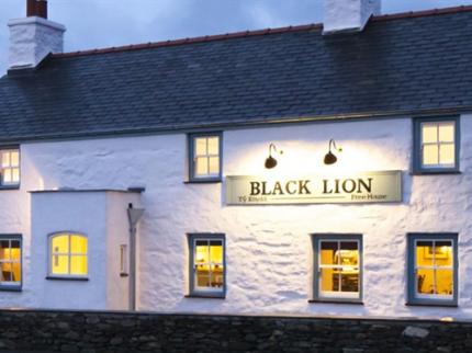 BLACK LION INN BODEDERN ANGLESEY