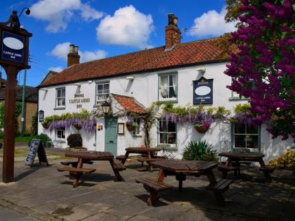 CASTLE ARMS INN AGGLETHORPE BEDALE