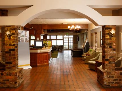 DRAGONFLY HOTEL PETERBOROUGH LONGTHORPE PETERBOROUGH