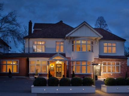 PACKFORDS HOTEL WOODFORD LONDON