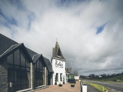 KELLYS INN OMAGH