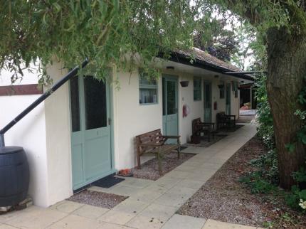 BEOLEY LODGE BEOLEY REDDITCH