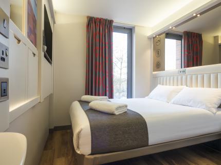 POINT A HOTEL LONDON CANARY WHARF ALL SAINTS LONDON