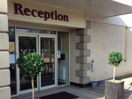 GLENIFFER HOTEL PAISLEY