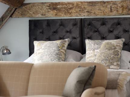 KINGS HEAD HOTEL ABLINGTON CIRENCESTER