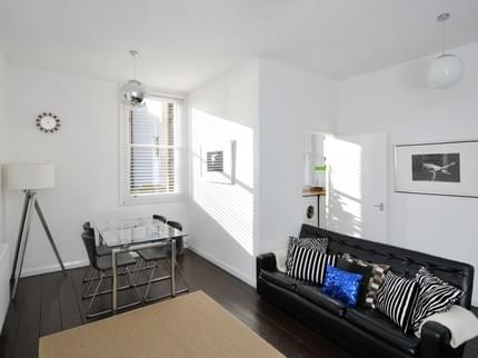 1 LONDON STREET BATH