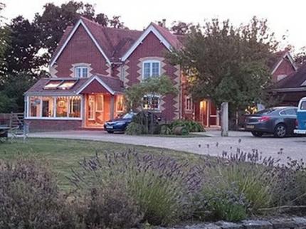 MANSTON GUEST HOUSE FIFEHEAD NEVILLE STURMINSTER NEWTON