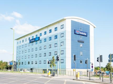 TRAVELODGE CHESHUNT CHESHUNT
