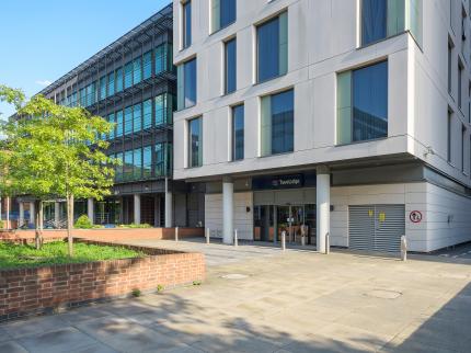 TRAVELODGE LONDON EALING ACTON TOWN LONDON